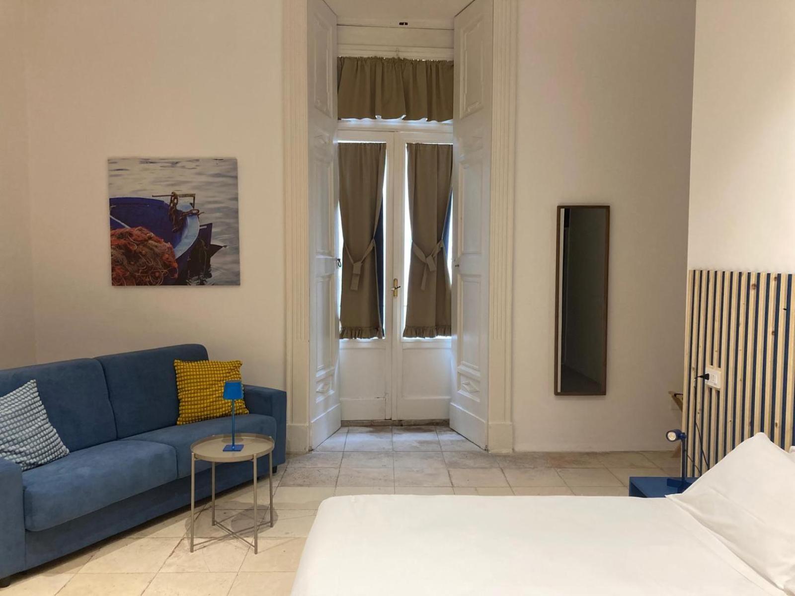 לינה וארוחת בוקר מונופולי Palazzo Kapece מראה חיצוני תמונה