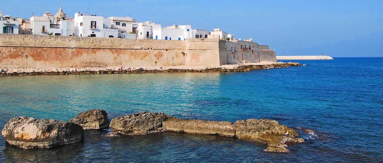לינה וארוחת בוקר מונופולי Palazzo Kapece מראה חיצוני תמונה